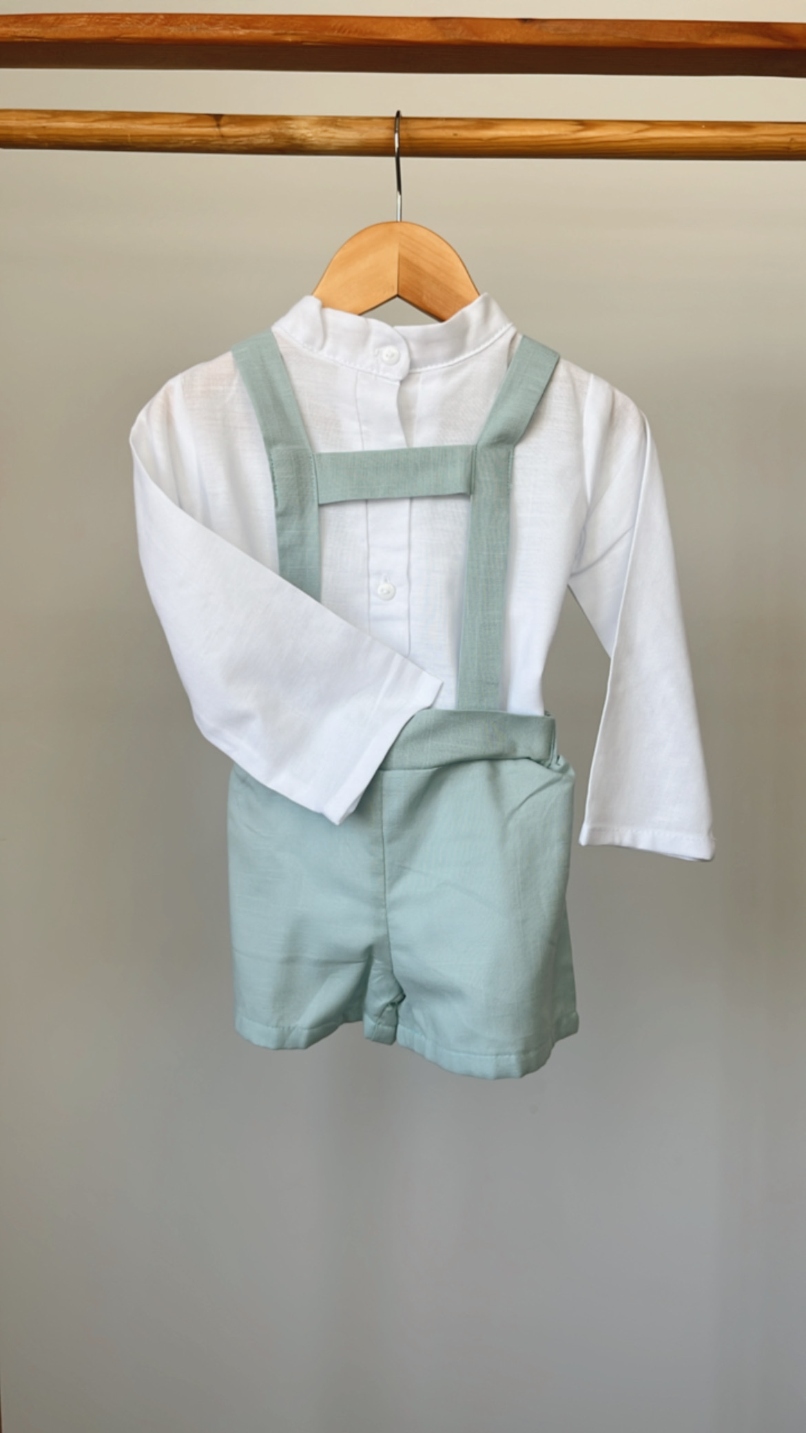 SHORT TIRANTES UNIDOS + CAMISA (NIÑO)