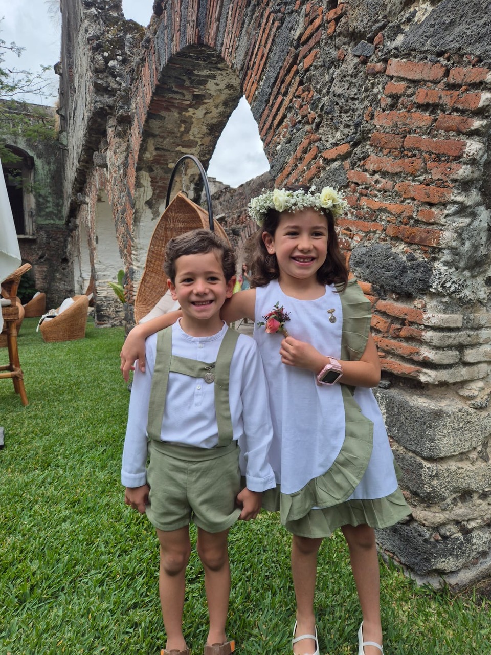 Imagen de la idea: VESTIDO CRUZADO CERRADO Y SHORT TIRANTES UNIDOS