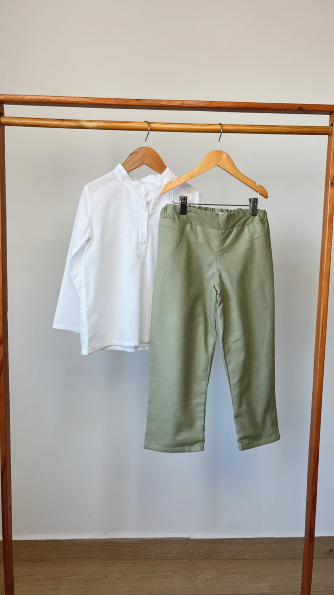 PANTALON + CAMISA (NIÑO)